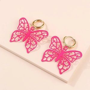 🦋 Hollow Out Butterfly Hoop Earrings 🦋